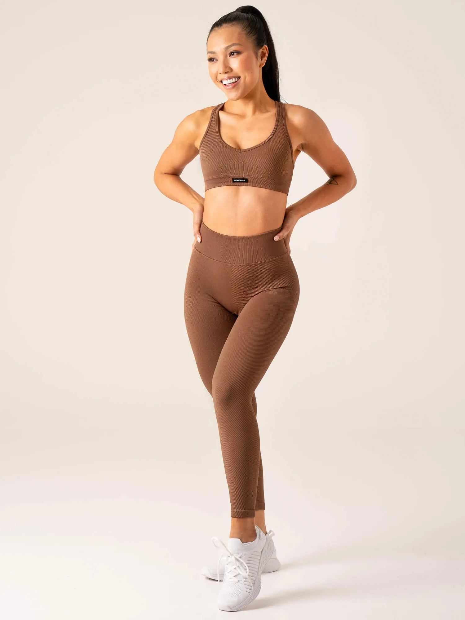 Circuit Rib Seamless Sports Bra - Chocolate