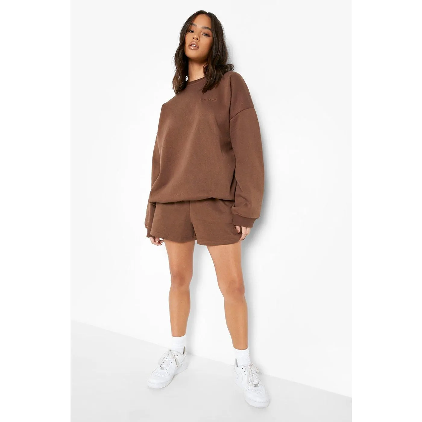 DSGN STUDIO Logo Chocolate Sweatshirt